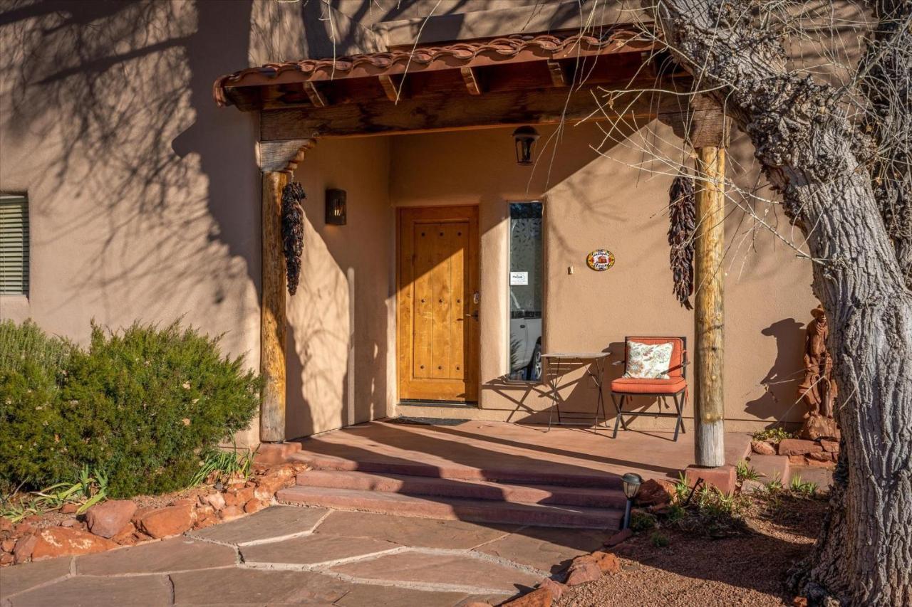 Adobe Hacienda - Anasazi Suite Apts Седона Экстерьер фото