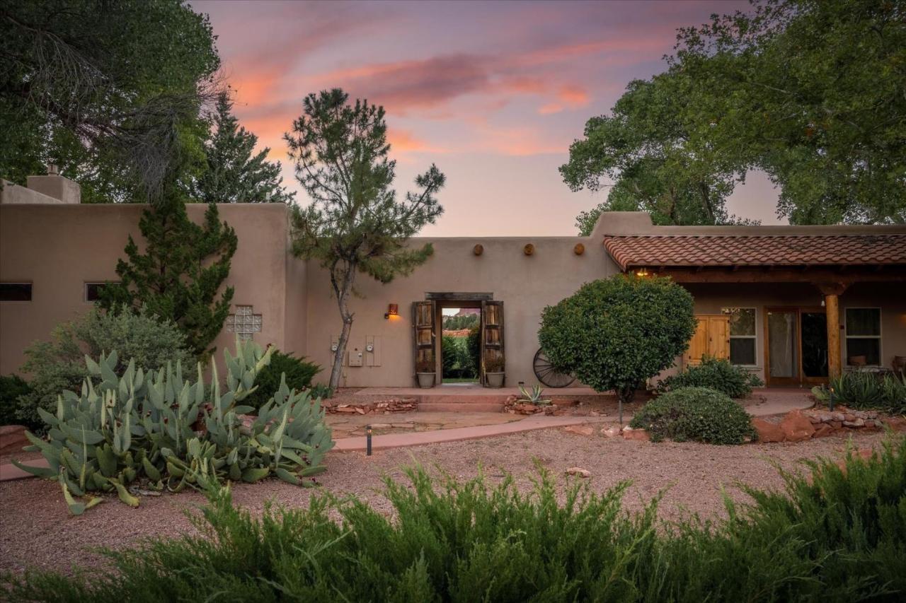 Adobe Hacienda - Anasazi Suite Apts Седона Экстерьер фото