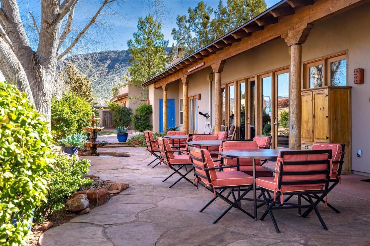 Adobe Hacienda - Anasazi Suite Apts Седона Экстерьер фото